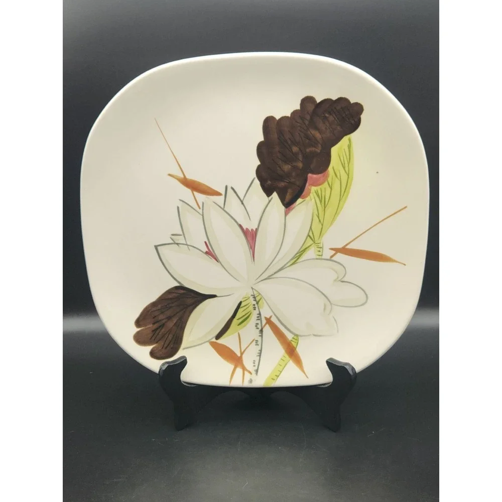 Red Wing Pottery Hand Painted Lotus Pattern Square Rounded Edge Dinner Plate